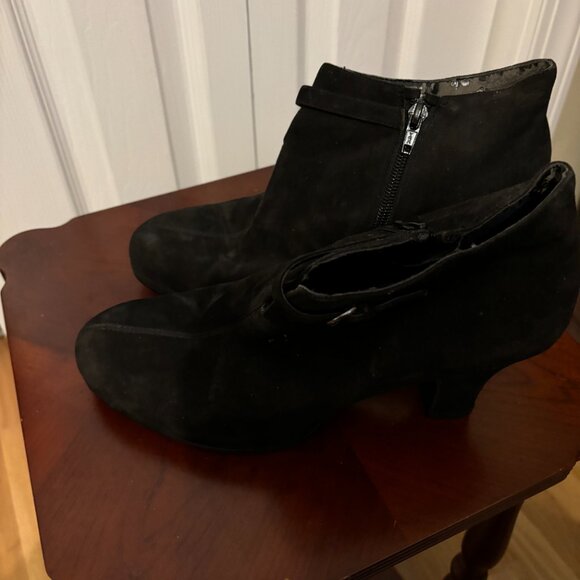 Aerosoles Suede heeled boots - Picture 4 of 6